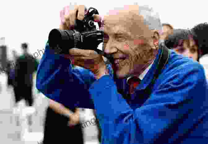 Bill Cunningham Photographing A Fashion Show Fashion Climbing: A Memoir Bill Cunningham