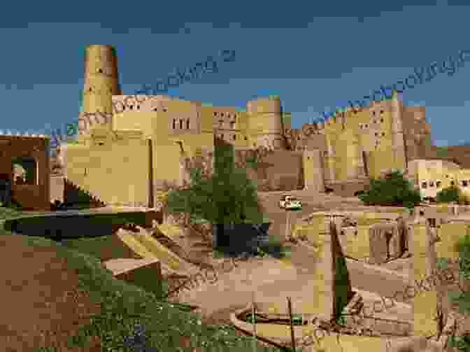 Historical Forts Of Oman Berlitz Pocket Guide Oman (Travel Guide EBook)